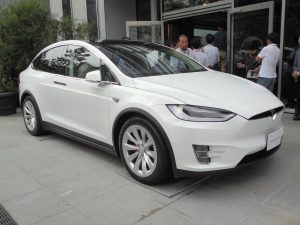 tesla_03