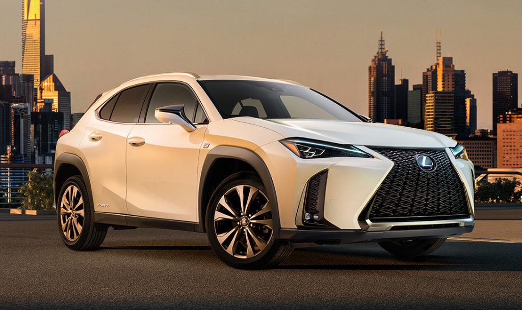 lexusUX-2