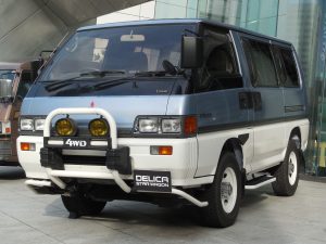 86年デビューの3代目。累計生産台数は約43万2000台で、歴代モデルで最多を誇る。