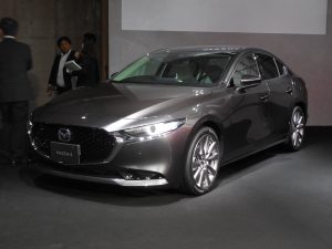 MAZDA3_53