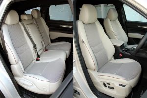 CX-8_seat