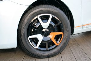 Mazda2_wheel